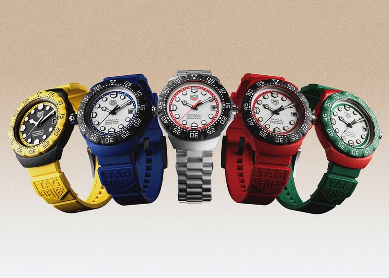 ベーシックなメタルカラーからビビッドなものまで5色からえらべるのもうれしい限り。スポーティなシーンでの差し色にもどうぞ。