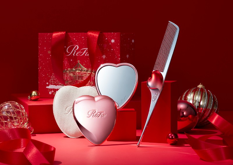 「リファハートミラー」2860円、「リファハートコーム アイラ」2970円/ともにMTG