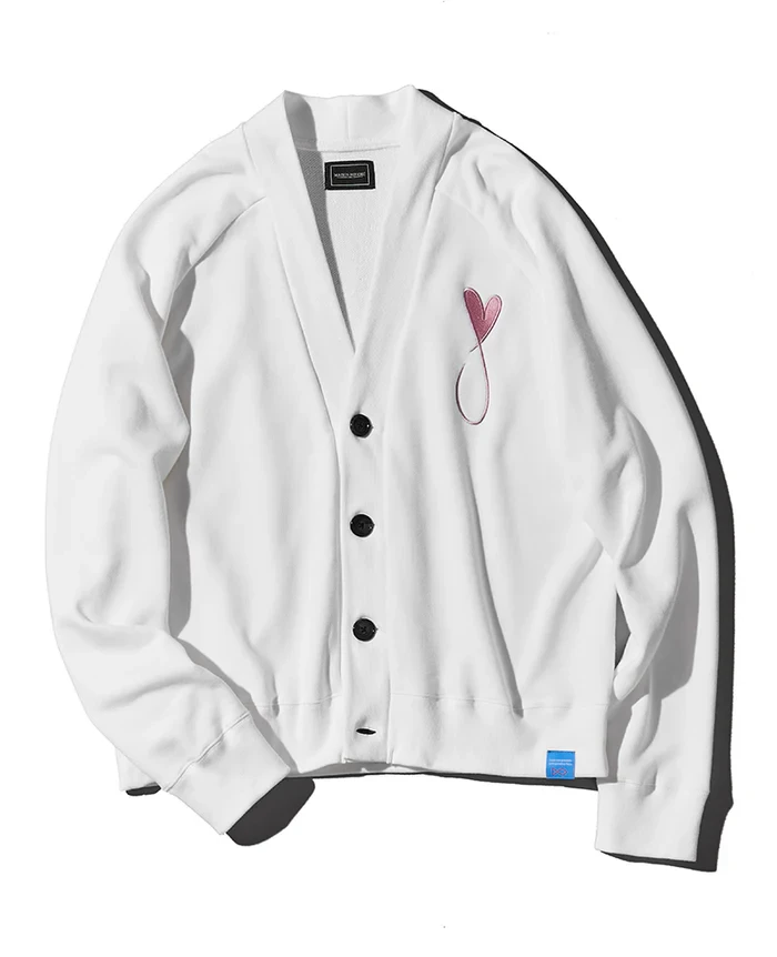 カーディガン3万7400円／メゾンオノレパリ（買えるLEON）