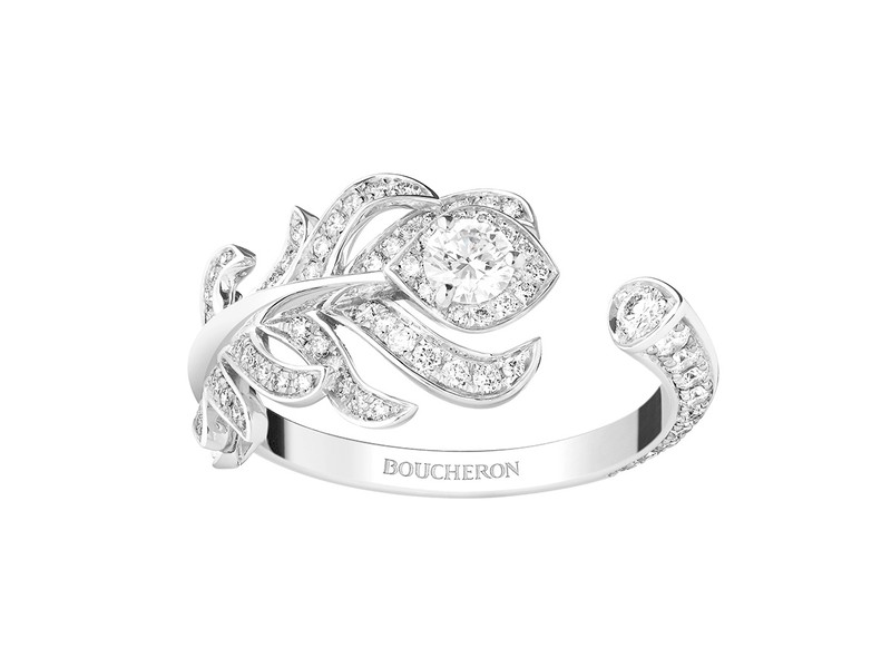 プリュム ドゥ パオン リングエクストラスモール[WG×ダイヤモンド]96万8000円／ブシュロン（ブシュロン クライアントサービス）