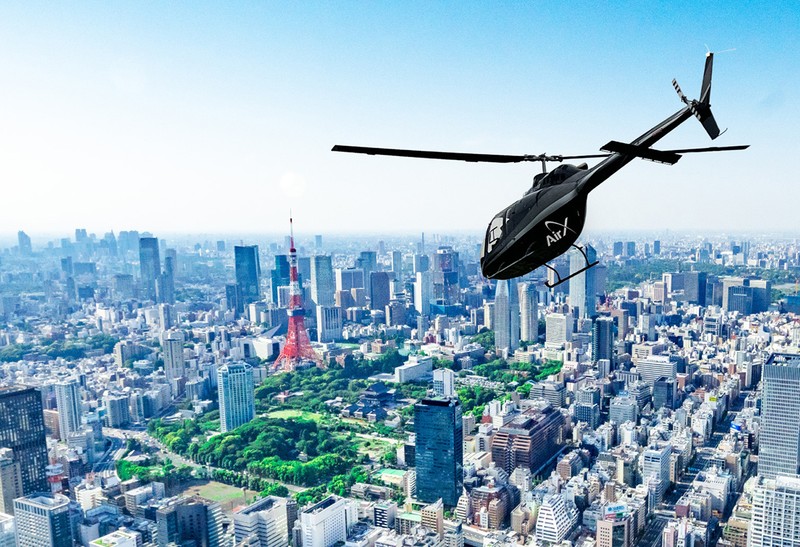 AirX ヘリコプターをサブス