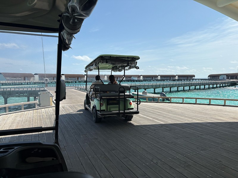 降り立った瞬間から約束される非日常ブルー