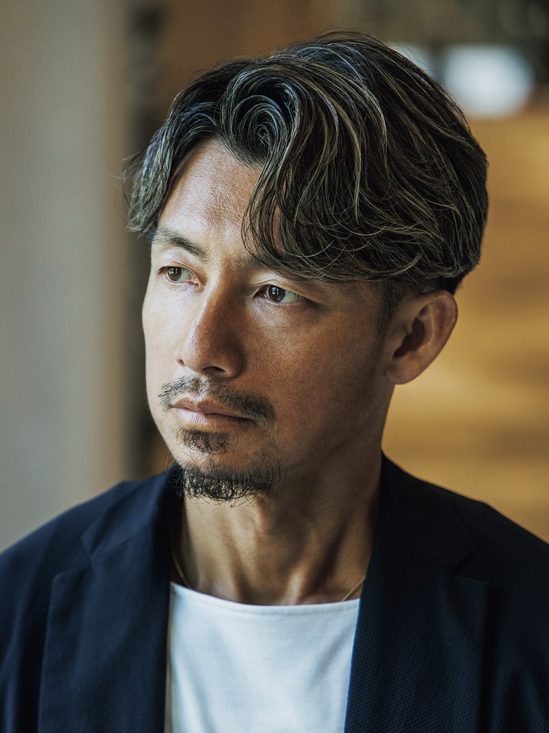 【髪型実例】40・50代イケオジにおすすめは「白髪ぼかしのハイライト」「ちょいパーマの前髪」「丸の内ツーブロック」でした！