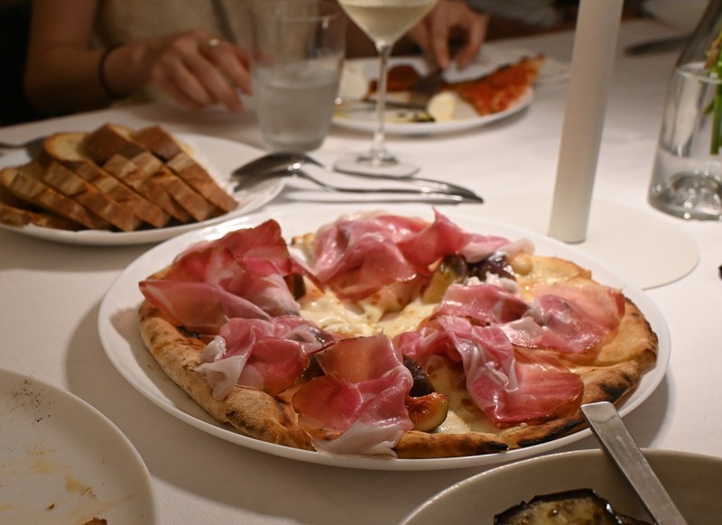 生ハムといちじくのピッツァが大優勝。