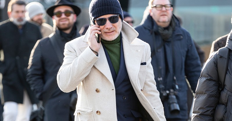 薄くて軽〜い! 「ジョルジオ アルマーニ」から極上カシミアコートが