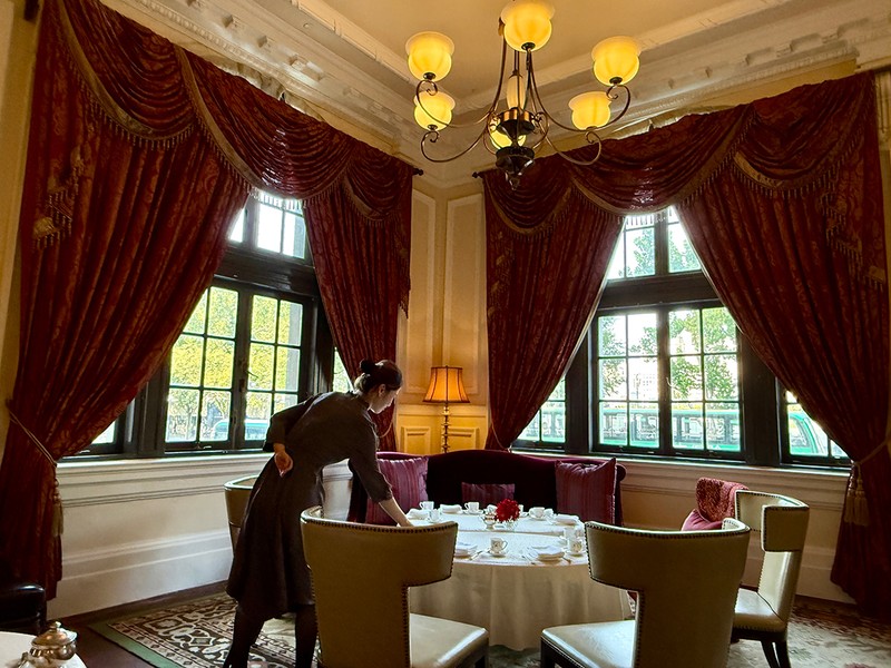 旧上海の優雅さが漂う「Salon de Ville」。