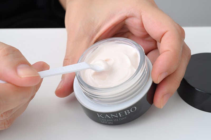 「クリーム イン デイⅡ(医薬部外品・SPF30・PA+++)」 40g 9350円/カネボウインターナショナルDiv.