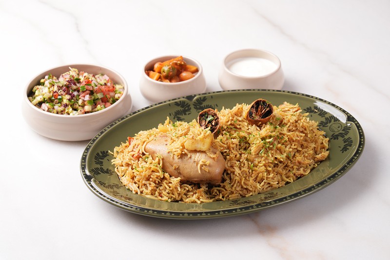 近年日本でも人気のビリヤニに似た「マッチブース」もアラブ料理。スークで売られていたスパイスが使われていると「なるほどこうやって使うのか」と楽しい発見。