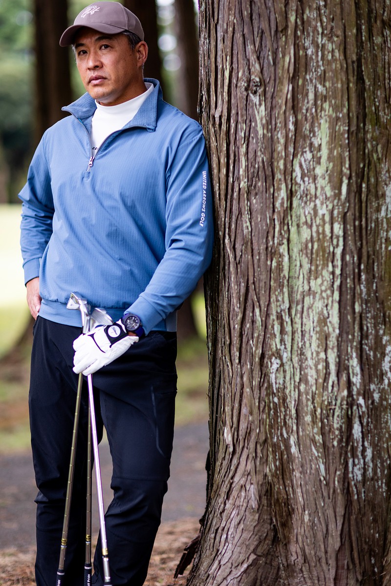 五十嵐亮太（いがらし・りょうた）　ハーフジップブルゾン2万4200円、モックネックシャツ1万5400円、キャップ6600円／すべてユナイテッドアローズ ゴルフ（ユナイテッドアローズ 日本橋店）、時計93万5000円／ノルケイン（ノルケイン ジャパン）、その他は本人私物