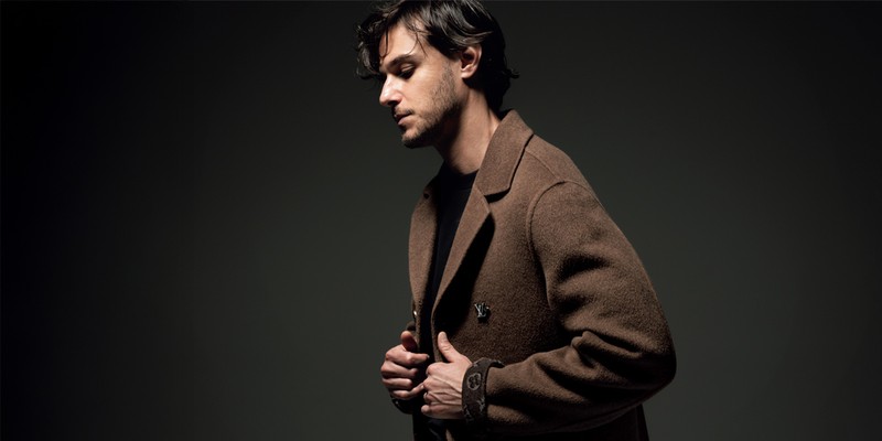 注目】 「ジョルジオ アルマーニ」の2000万円超え! クロコジャケット