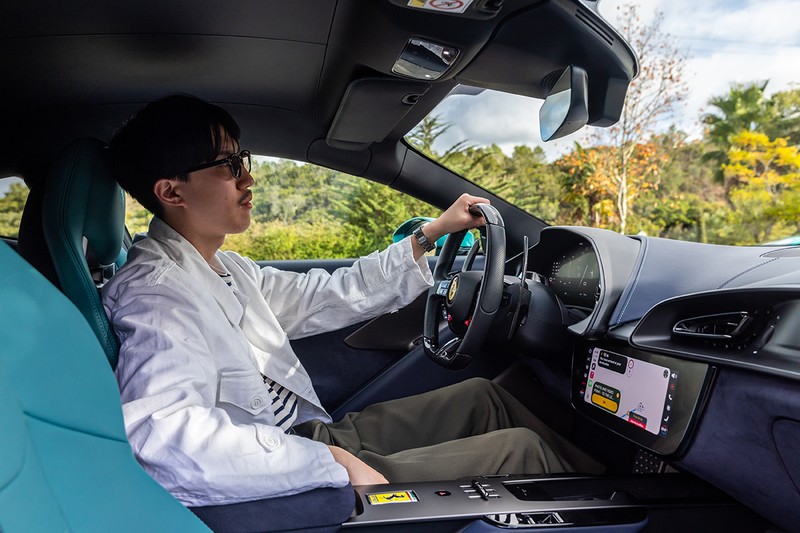 優雅な乗り心地に、ついつい緊張感がほぐれてしまい……