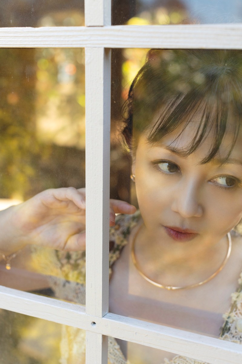 美しい人　浅香唯　WebLEON　LEON　スケバン刑事