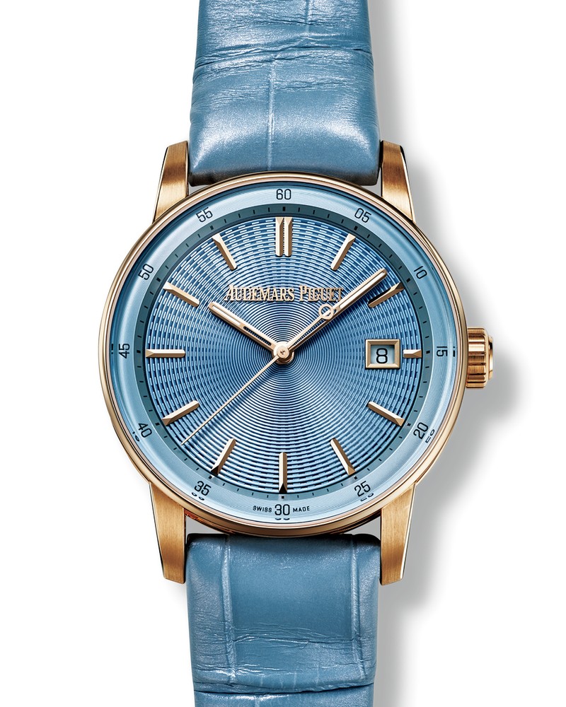 「CODE 11.59 バイ オーデマ ピゲ オートマティック」自動巻き、18KPGケース（38mm）、アリゲーターストラップ。30m防水。495万円／オーデマ ピゲ（オーデマ ピゲ ジャパン）