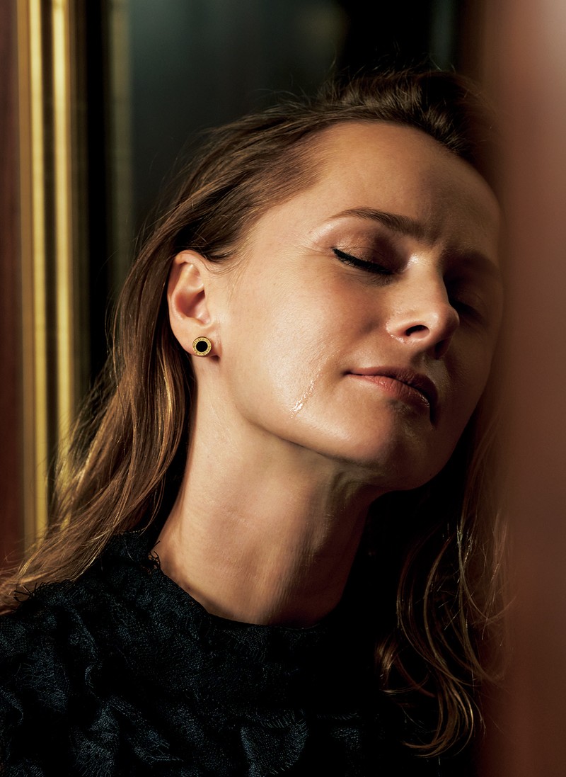 ピアス（片耳）［18KYG×オニキス］15万2900円 ブルガリ（ブルガリ・ジャパン）