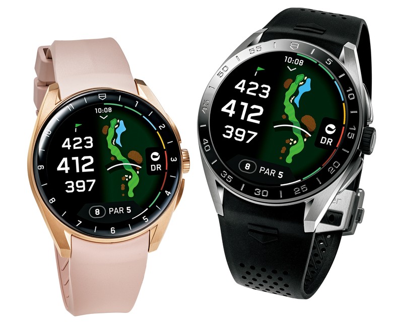 右●「TAG Heuer Connected Calibre E5」充電式スマートウォッチ、SSケース（45mm）、ラバーストラップ。50m防水。24万7500円／タグ・ホイヤー、左●「TAG Heuer Connected Calibre E5」充電式スマートウォッチ、RGPVD加工SSケース（40㎜）、ラバーストラップ。50m防水。27万5000円／タグ・ホイヤー