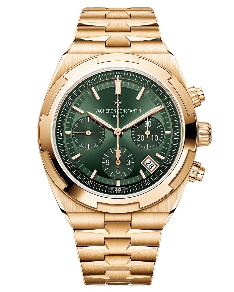 「オーヴァーシーズ クロノグラフ」自動巻き、18KPGケース（42.5mm）×ブレスレット。150m防水。1328万8000円／ヴァシュロン・コンスタンタン（タイムヴァレー 麻布台ヒルズ）