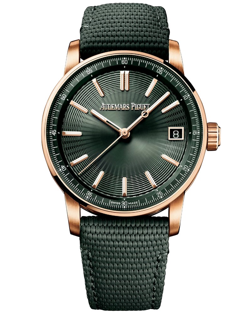 「CODE 11.59 バイ オーデマ ピゲ オートマティック」自動巻き、18KPGケース（41mm）、ラバーストラップ。30m防水。511万5000円／オーデマ ピゲ（アイアイ イスズ本店）