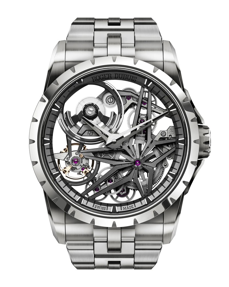 「エクスカリバー モノバランシエ チタンエディション」自動巻き、Tiケース（42㎜）×ブレスレット。10気圧防水。1097万8000円／ロジェ・デュブイ（HASSIN）