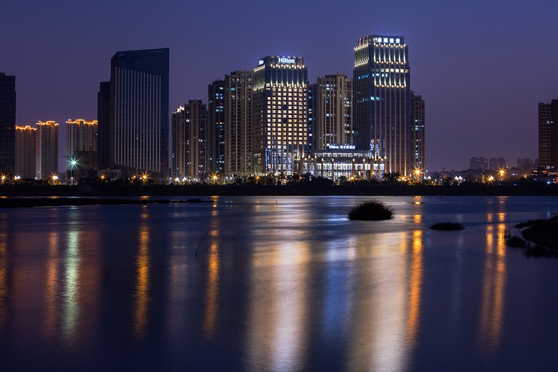 晋江沿いに立つのでリバービューの部屋がおすすめ。