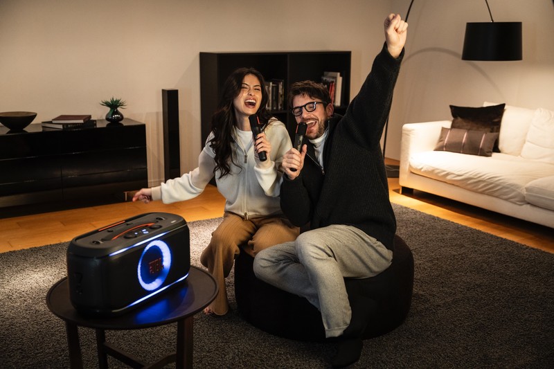 「STAN.」加湿器。3万3000円／象印マホービン