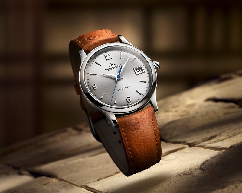 「マスター・コントロール・クラシック」自動巻き、SSケース(36mm)、オーストリッチストラップ。世界限定500本。133万7600円/ジャガー・ルクルト