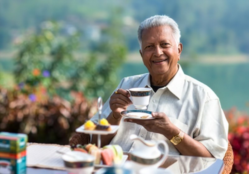 スリランカの紅茶産業に大きく貢献したメリル・J・フェルナンド氏。
