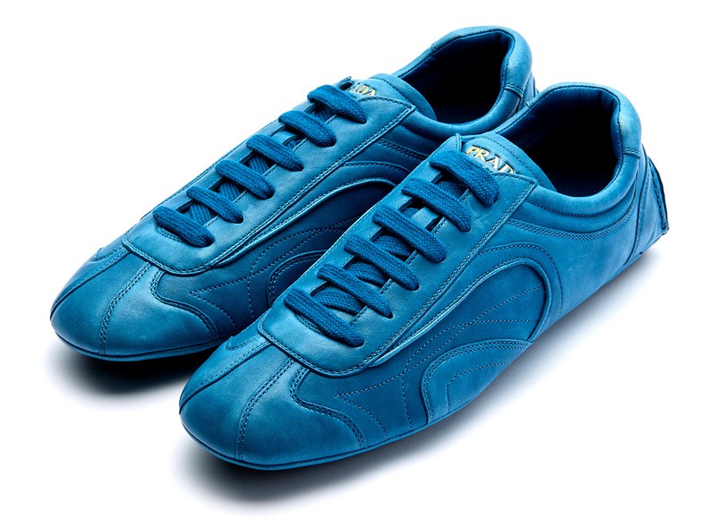 スニーカー16万500円［予定価格］／プラダ（プラダ クライアントサービス）