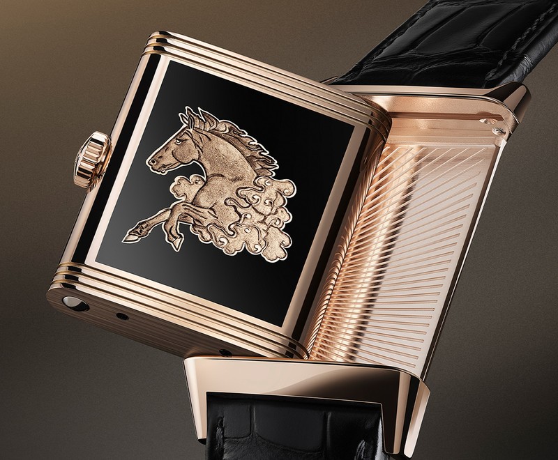  「レベルソ・トリビュート・エナメル ‘ホース’」手巻き、18KPGケース（45.6mm×27.4mm）、アリゲーターストラップ。世界限定10本。価格要問い合わせ／ジャガー・ルクルト